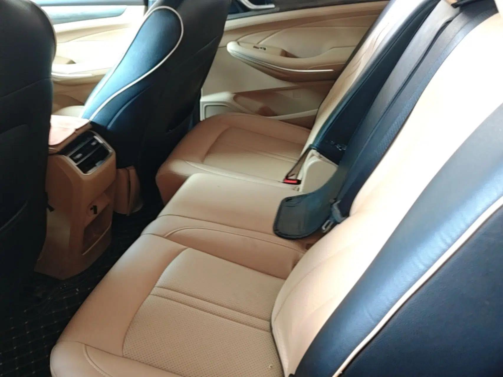 Landian E5 2024 Honor Edition 100KM Premium Model 7 Seats — миниатюра 25