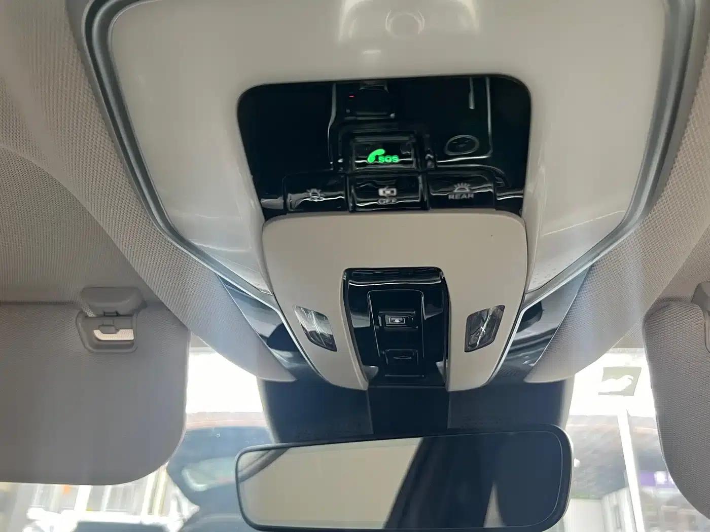 Hongqi H9 2022 2.0T Intelligent Flagship Edition — миниатюра 22