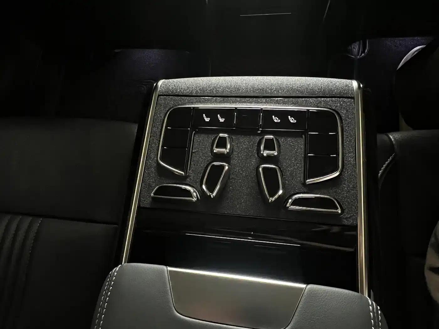 Hongqi H9 2022 2.0T Intelligent Flagship Edition — миниатюра 10