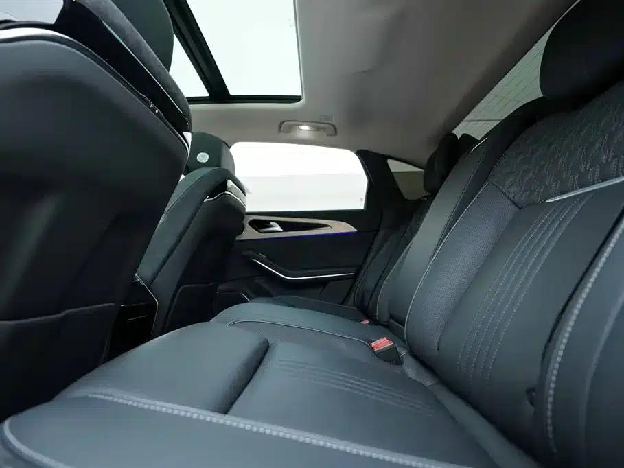 Hongqi H9 2021 2.5T Official Edition — миниатюра 21