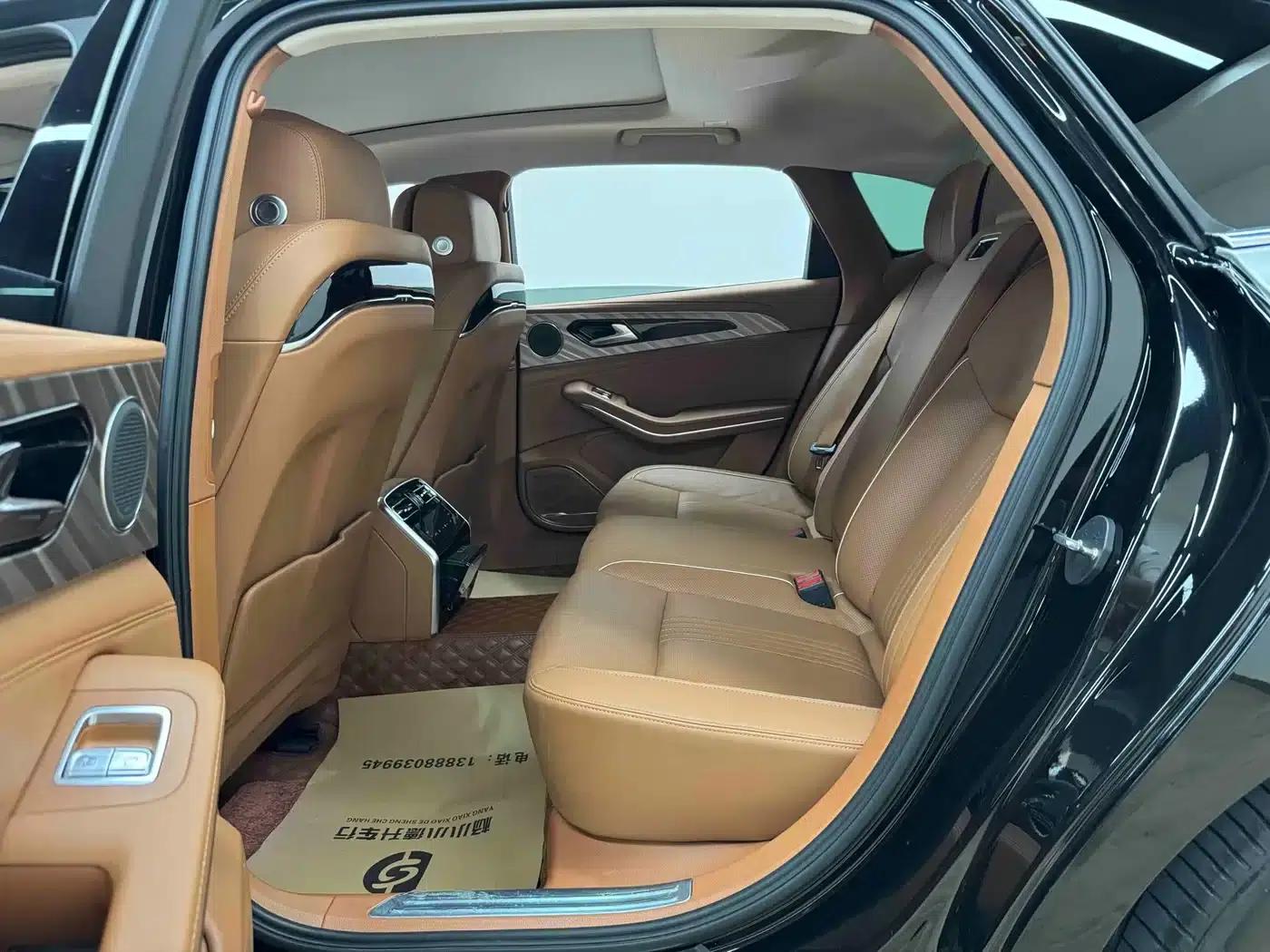 Hongqi H9 2022 2.0T Intelligent Flagship Edition — миниатюра 16
