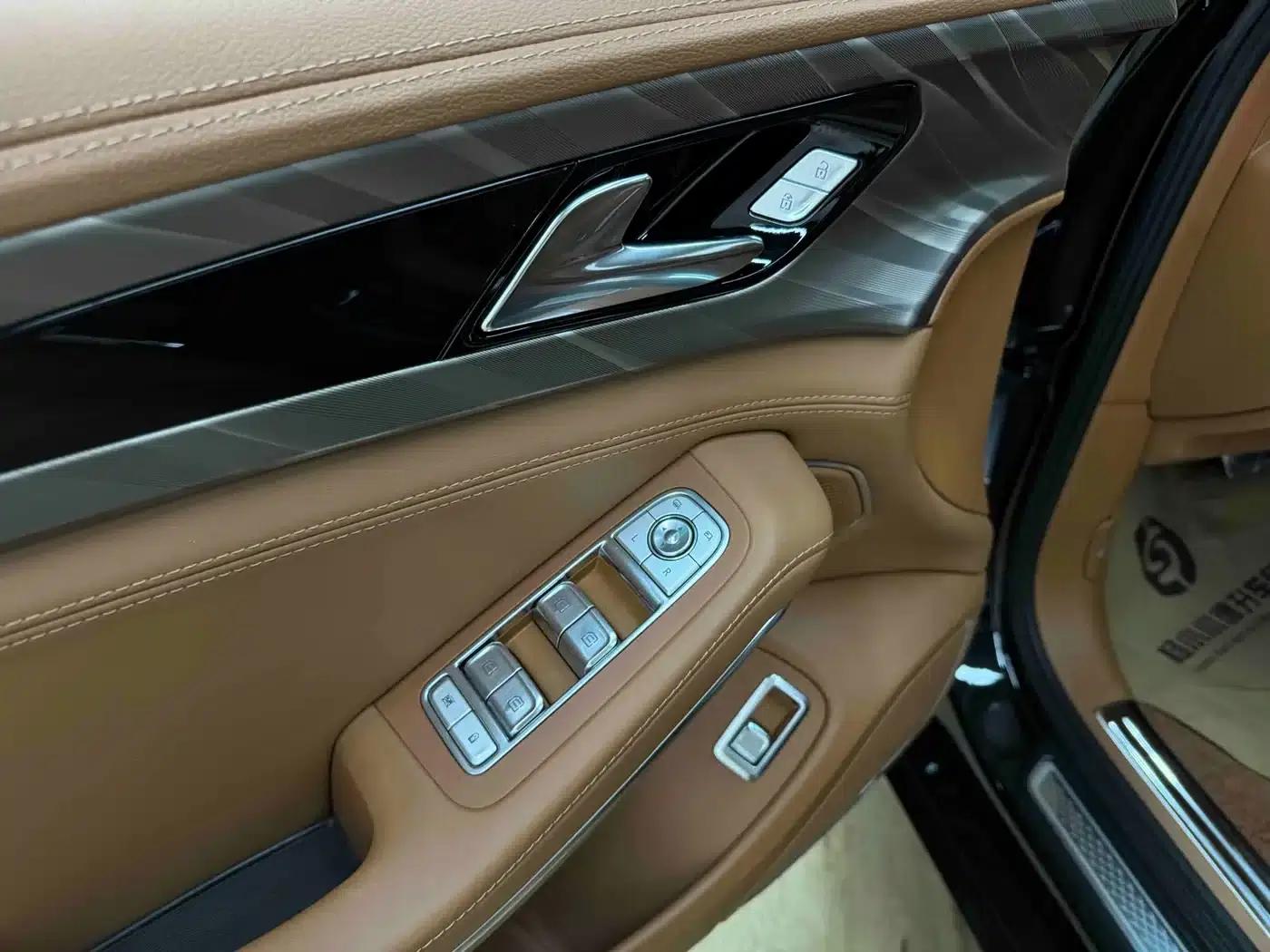 Hongqi H9 2022 2.0T Intelligent Flagship Edition — миниатюра 9