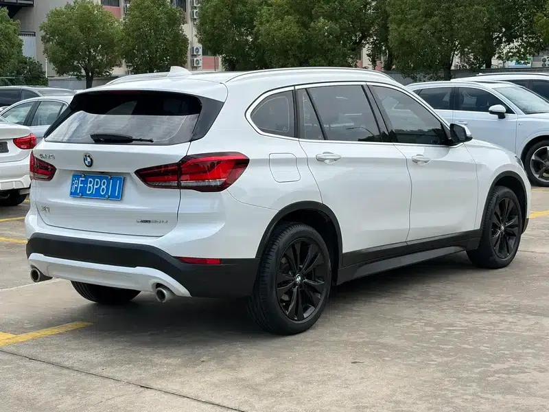 BMW X1 2021 sDrive20Li Fashion Edition — миниатюра 5