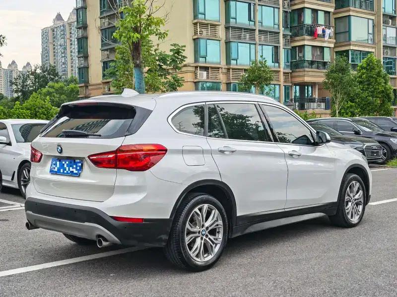 BMW X1 2019 sDrive20Li Leading Edition — миниатюра 6