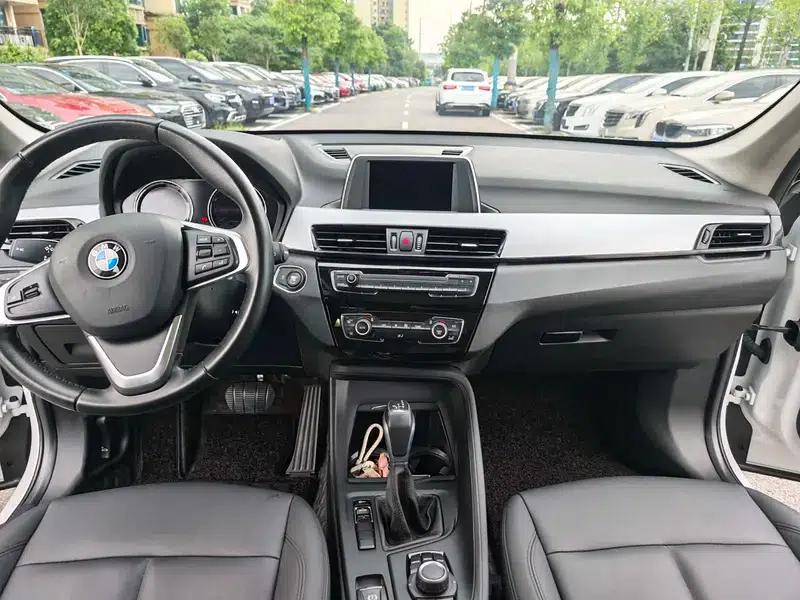 BMW X1 2019 sDrive20Li Leading Edition — миниатюра 7