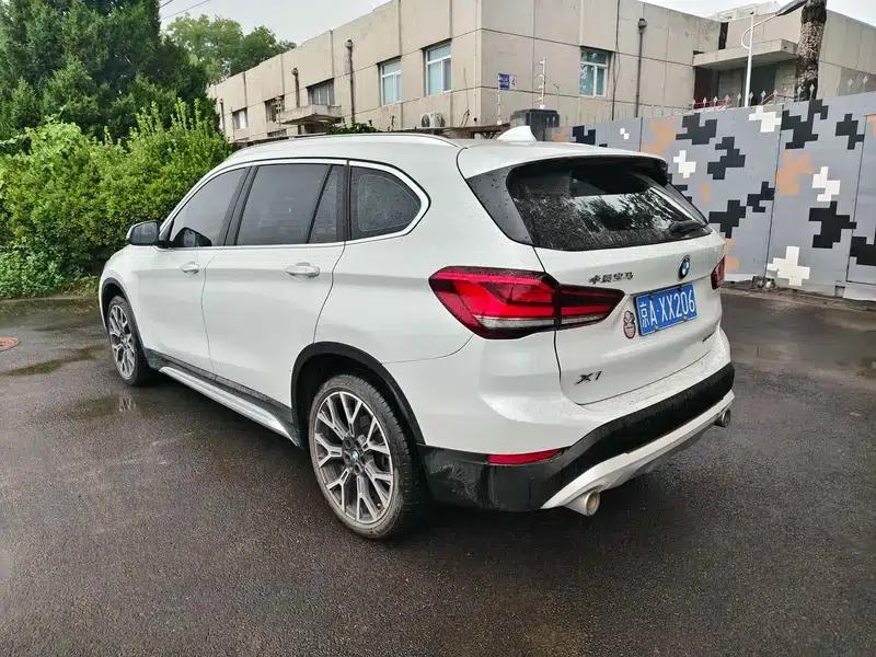 BMW X1 2021 xDrive25Li Premium — миниатюра 4