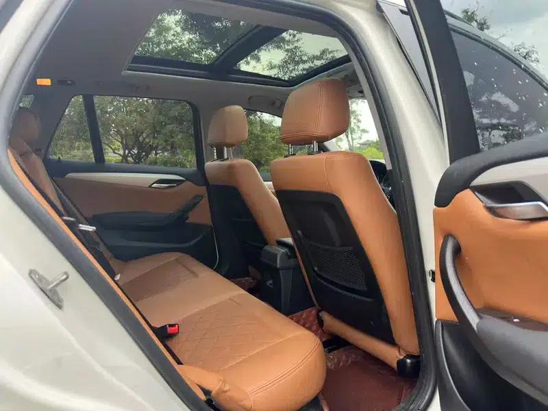 BMW X1 2014 sDrive18i Fashion Edition — миниатюра 12