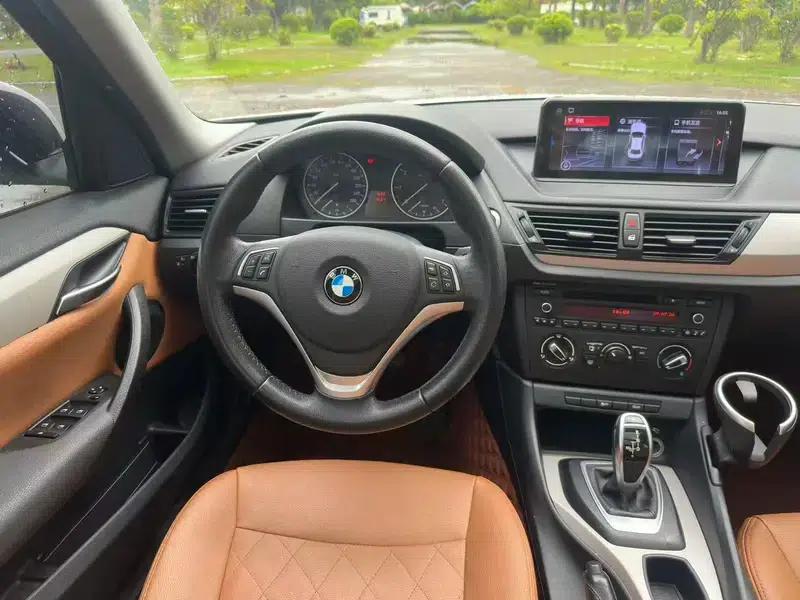 BMW X1 2014 sDrive18i Fashion Edition — миниатюра 8