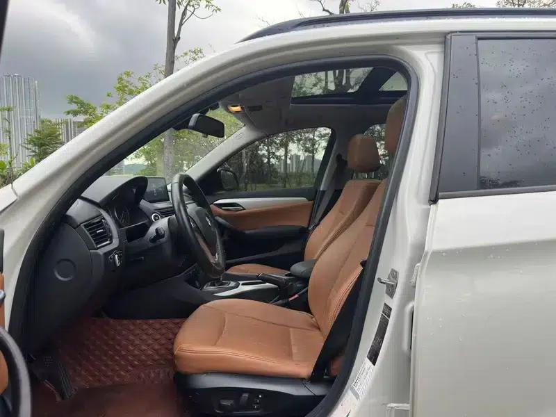 BMW X1 2014 sDrive18i Fashion Edition — миниатюра 9