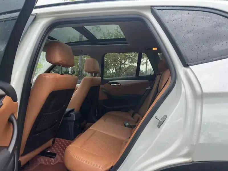 BMW X1 2014 sDrive18i Fashion Edition — миниатюра 10