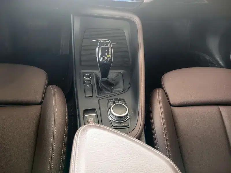 BMW X1 2022 sDrive25Li Leading Edition — миниатюра 10