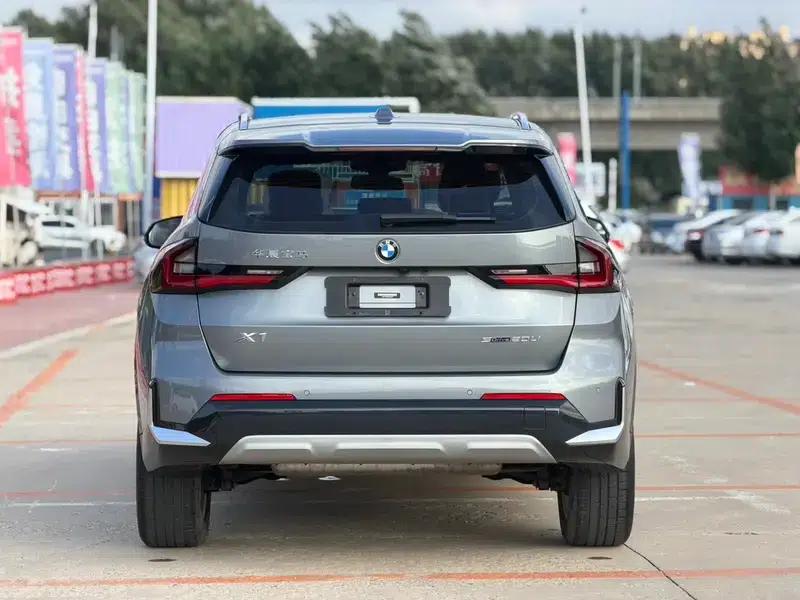 2023 BMW X1 sDrive20Li X Design Package — миниатюра 5