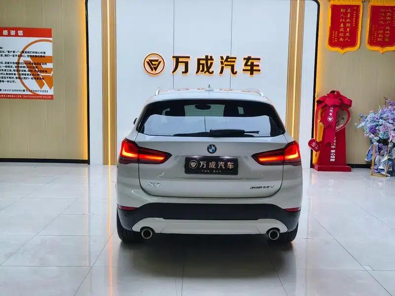 BMW X1 2020 sDrive25Li Leading Edition — миниатюра 6