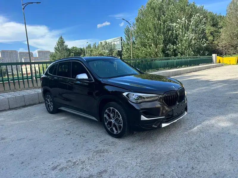 BMW X1 2022 sDrive20Li Fashion Edition — миниатюра 3
