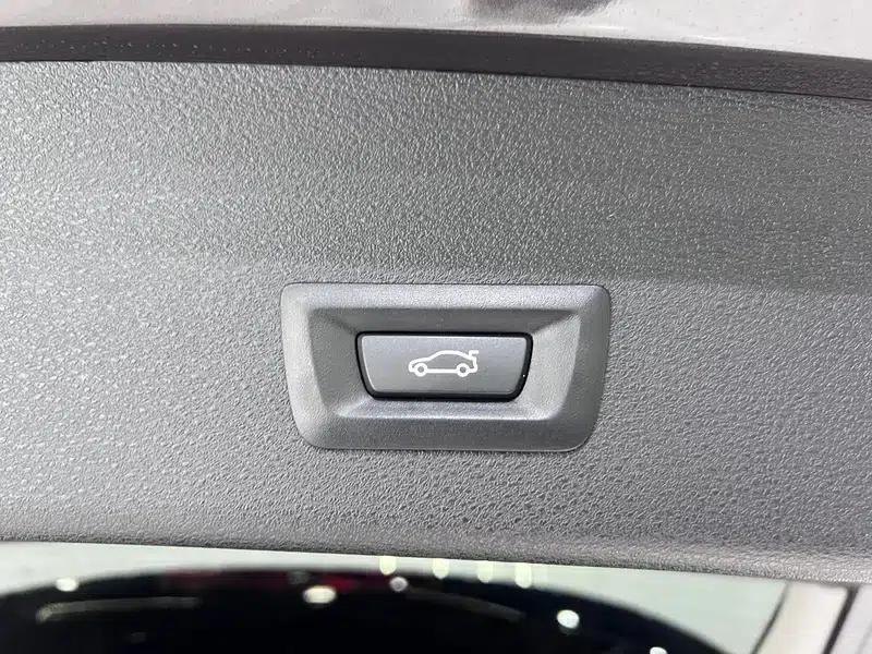 BMW X1 2022 sDrive20Li Premium — миниатюра 11