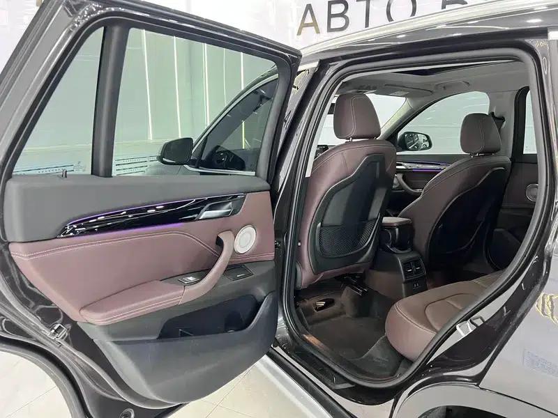 BMW X1 2022 sDrive20Li Premium — миниатюра 21