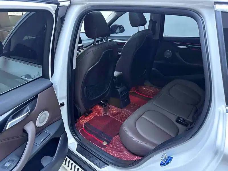 BMW X1 2022 sDrive20Li Premium — миниатюра 19