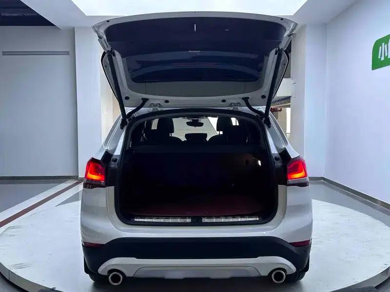 BMW X1 2022 sDrive20Li Premium — миниатюра 21