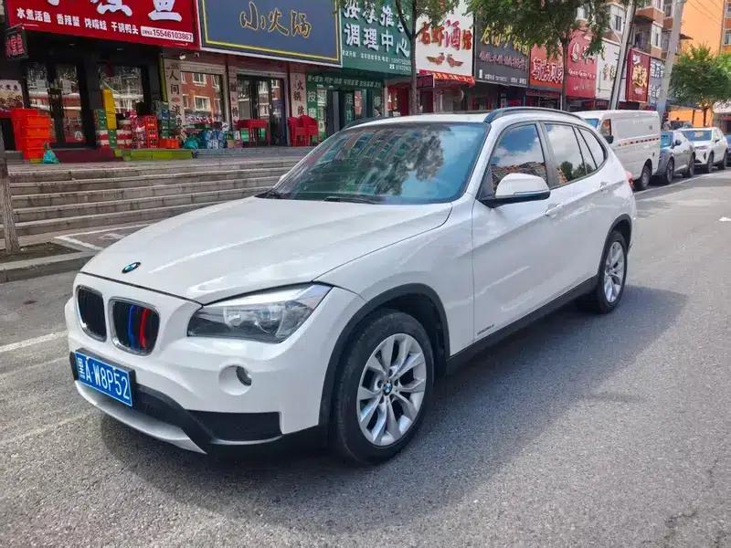 BMW X1 2013 sDrive18i Sport Design Package — миниатюра 1
