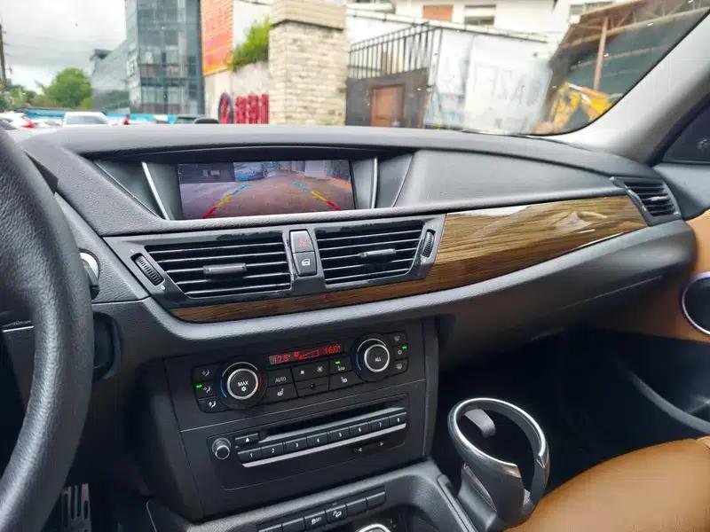 BMW X1 2012 xDrive20i Luxury — миниатюра 7