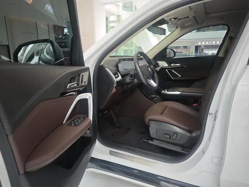 2023 BMW X1 sDrive25Li X Design Package — миниатюра 13