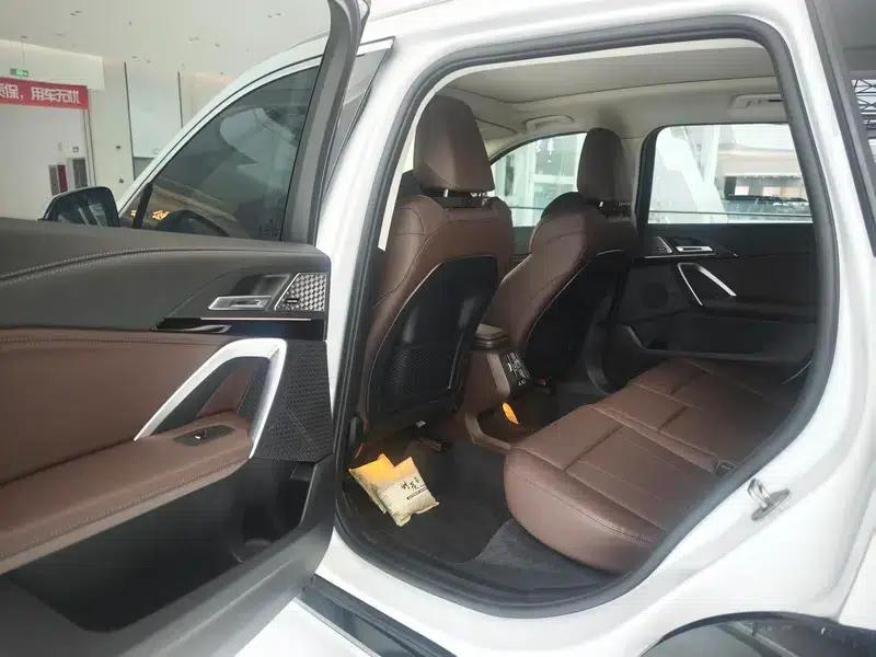 2023 BMW X1 sDrive25Li X Design Package — миниатюра 18