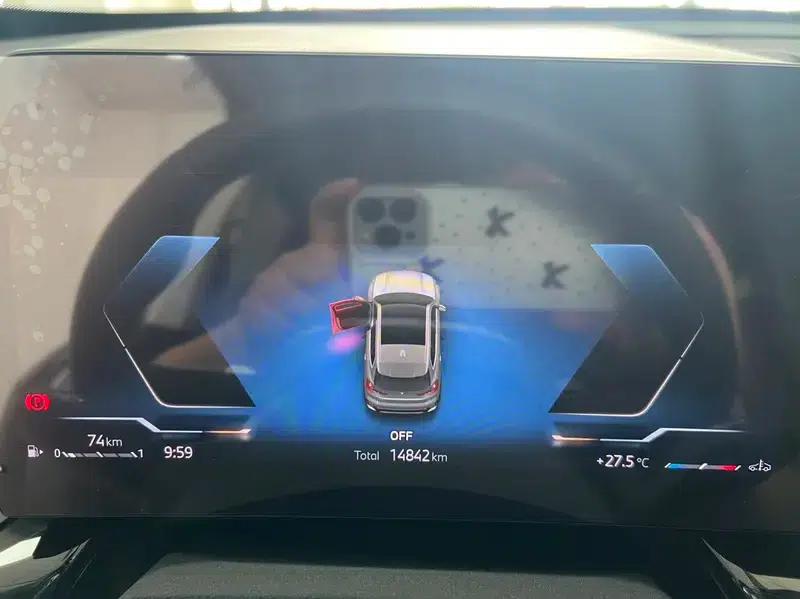 2023 BMW X1 sDrive20Li X Design Package — миниатюра 19