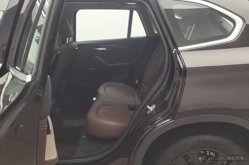 BMW X1 2020 sDrive20Li Fashion Edition — миниатюра 18