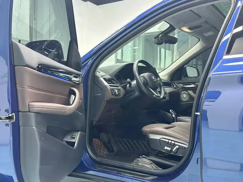 BMW X1 2022 sDrive20Li Fashion Edition — миниатюра 18