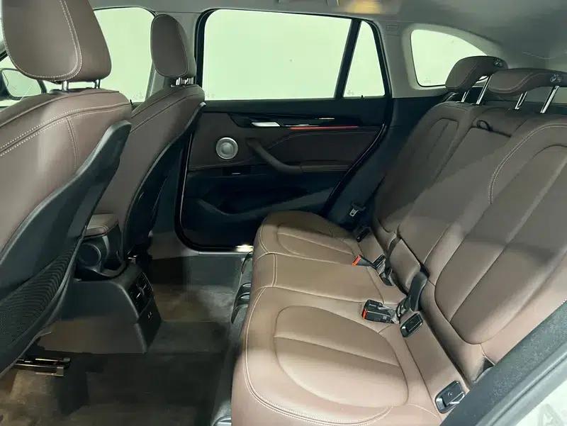 BMW X1 2021 Facelift sDrive25Li Leading Edition — миниатюра 13