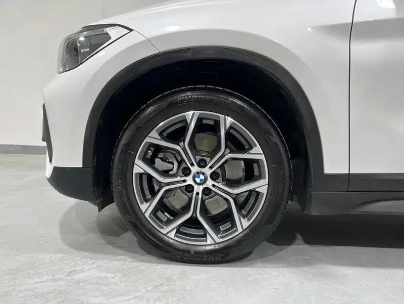 BMW X1 2021 Facelift sDrive25Li Leading Edition — миниатюра 8