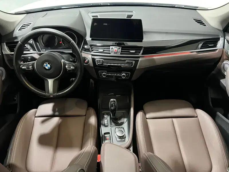 BMW X1 2021 Facelift sDrive25Li Leading Edition — миниатюра 9
