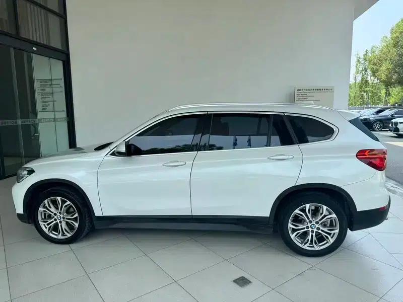BMW X1 2019 sDrive20Li Leading Edition — миниатюра 2