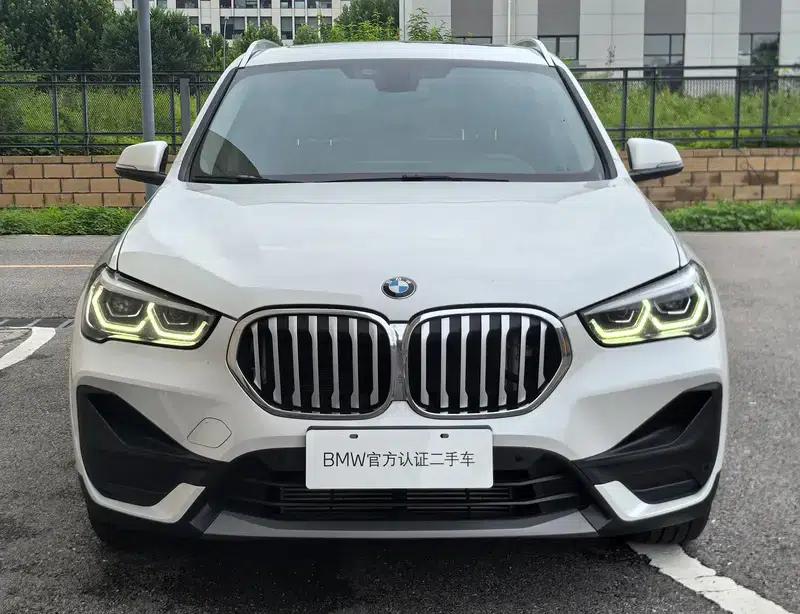 BMW X1 2020 sDrive25Li Leading Edition — миниатюра 2