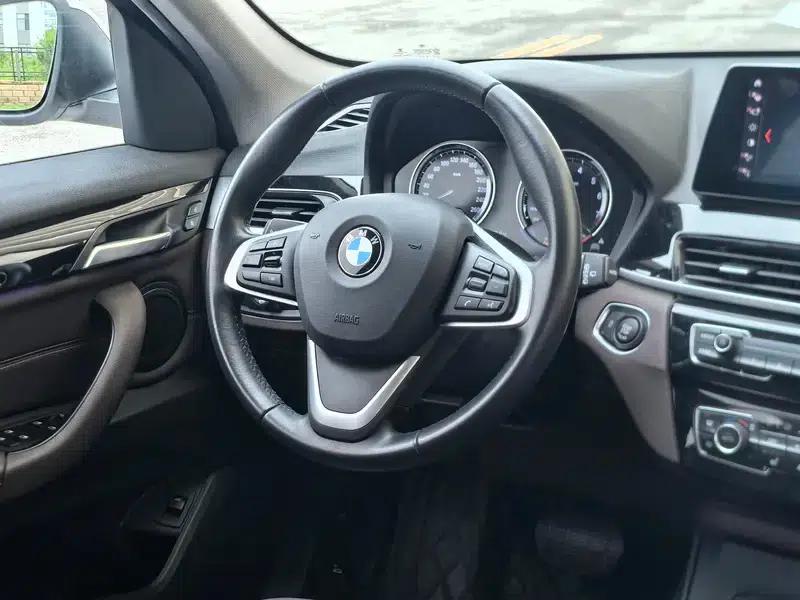 BMW X1 2020 sDrive25Li Leading Edition — миниатюра 10