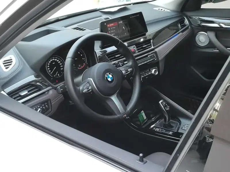 BMW X1 2021 xDrive25Li Premium — миниатюра 12