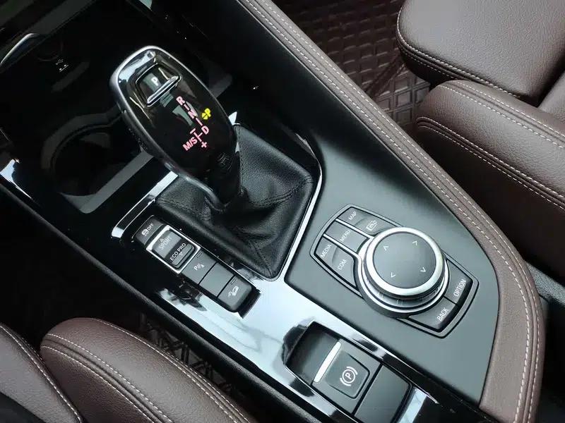 BMW X1 2021 xDrive25Li Premium — миниатюра 20