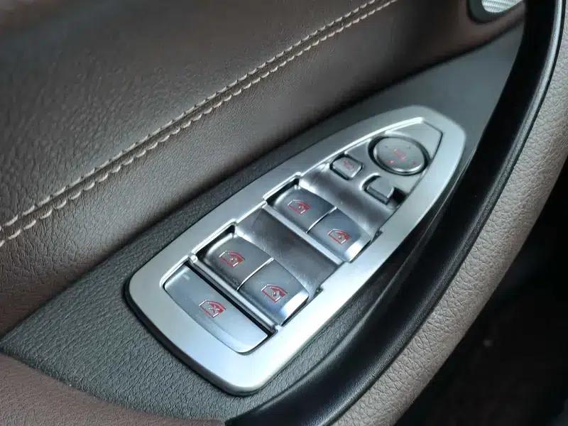 BMW X1 2021 xDrive25Li Premium — миниатюра 26