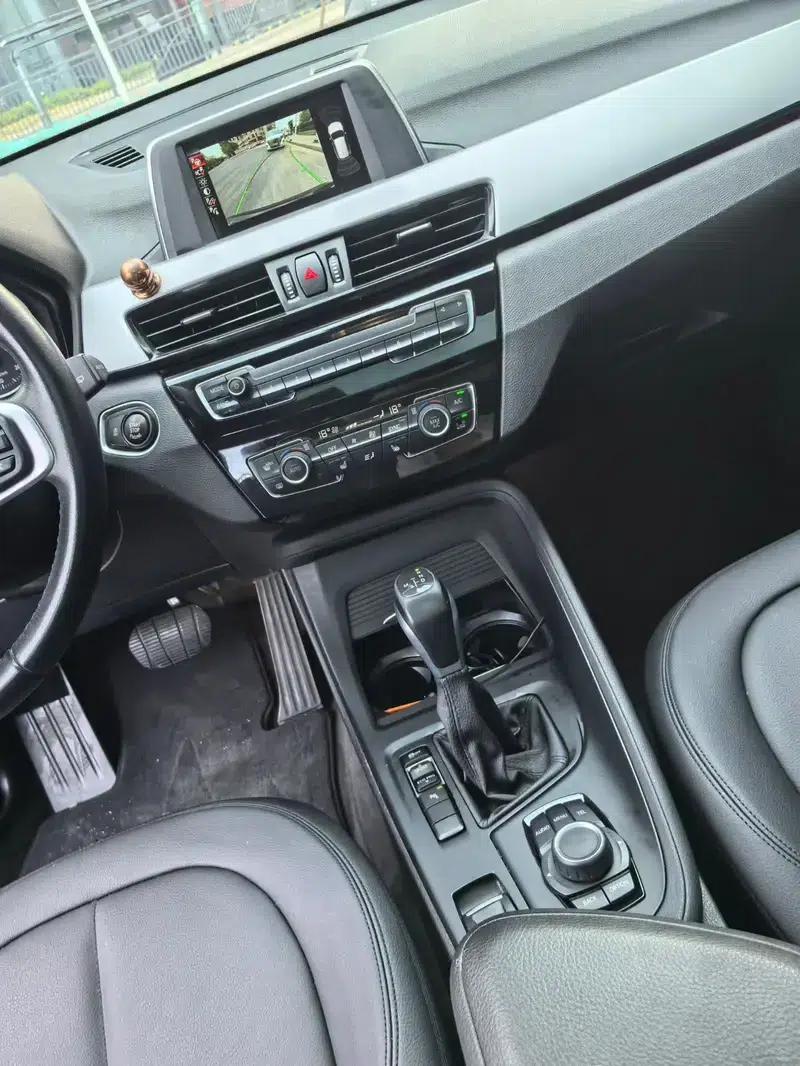 BMW X1 2016 sDrive18Li Premium — миниатюра 7