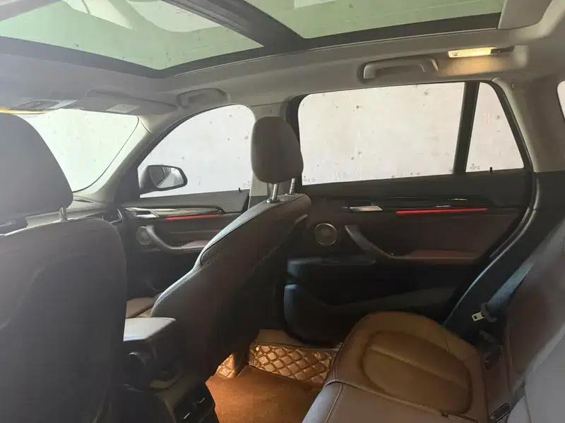 BMW X1 2022 sDrive25Li Leading Edition — миниатюра 14