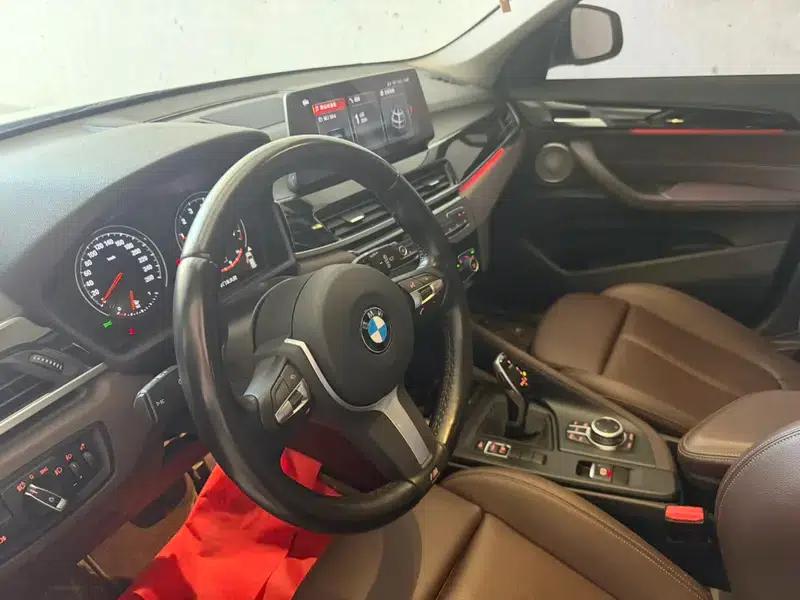 BMW X1 2022 sDrive25Li Leading Edition — миниатюра 10