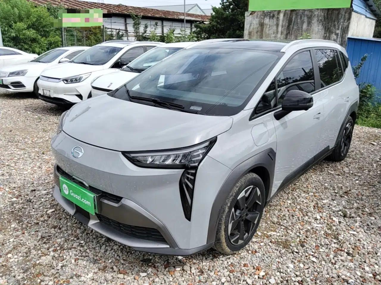AION Y 2022 70 Intelligent Edition Lithium Iron Phosphate — миниатюра 1