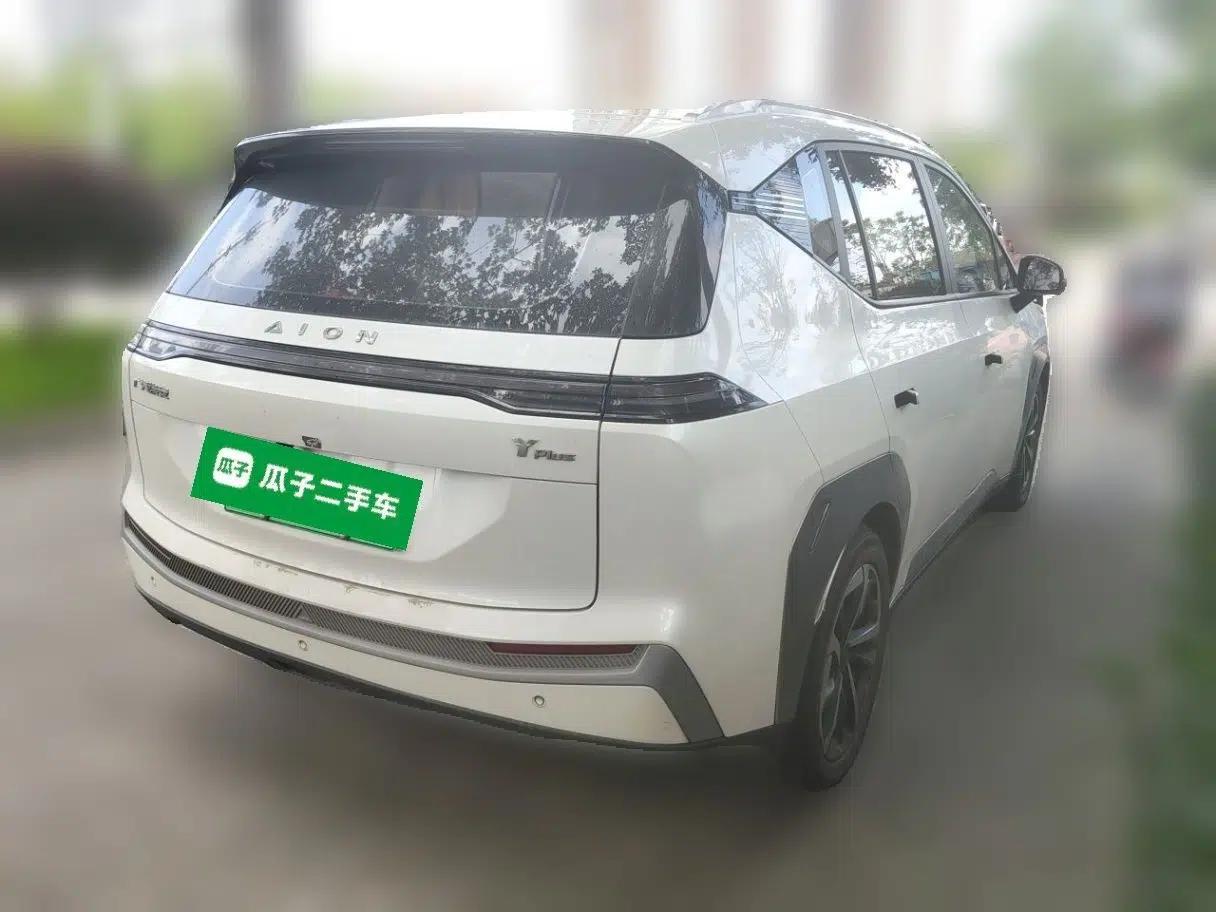 AION Y 2023 Plus 510 Smart Edition — миниатюра 6