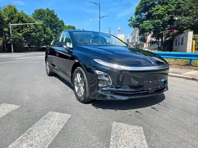 Hongqi E-QM5 2025 500km Travel Edition