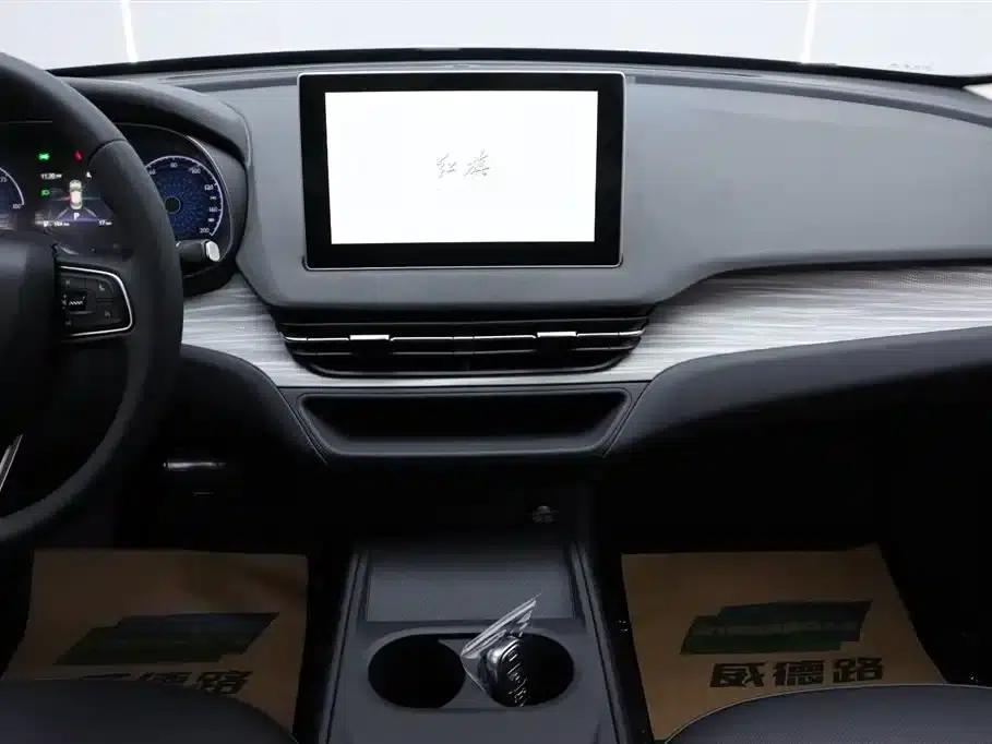 Hongqi E-QM5 2025 500km Travel Edition — миниатюра 20
