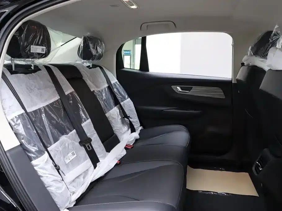 Hongqi E-QM5 2025 500km Travel Edition — миниатюра 24