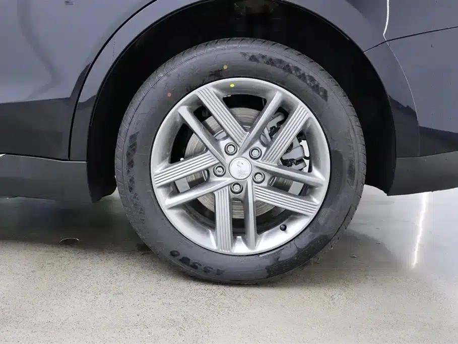 Hongqi E-QM5 2025 500km Travel Edition — миниатюра 29