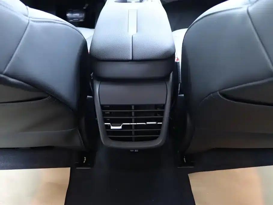Hongqi E-QM5 2025 500km Travel Edition — миниатюра 18