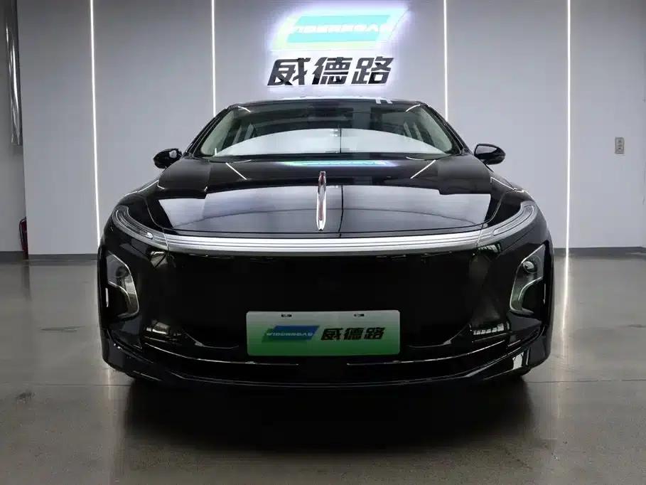 Hongqi E-QM5 2025 500km Travel Edition — миниатюра 5