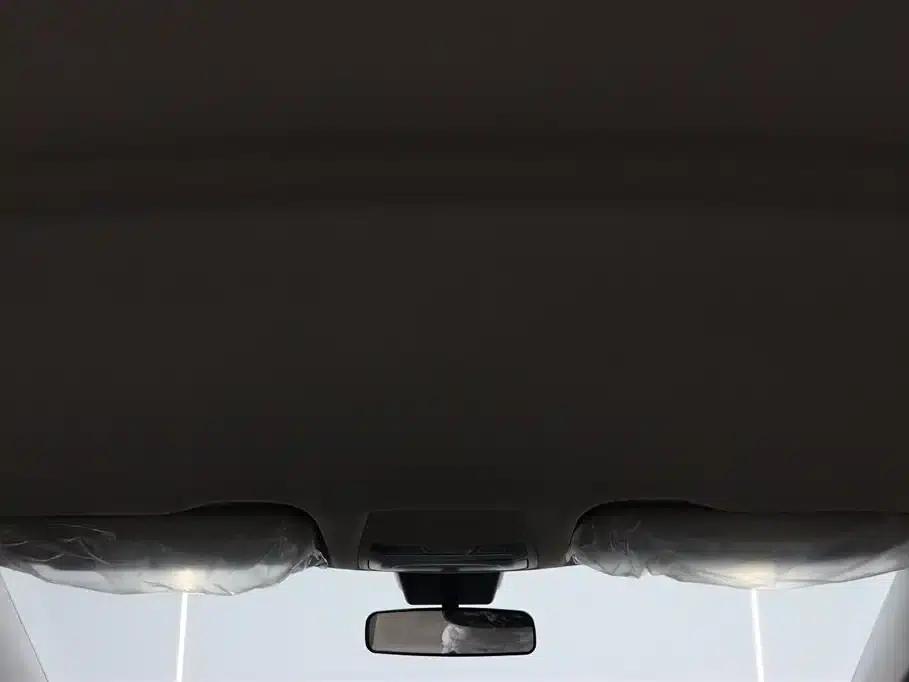 Hongqi E-QM5 2025 500km Travel Edition — миниатюра 21
